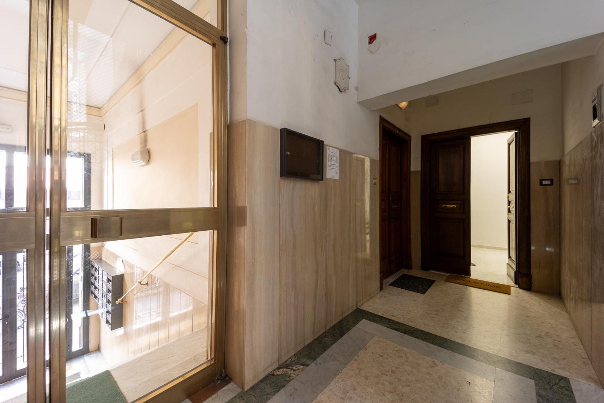شقة Caruso Regal House روما المظهر الخارجي الصورة